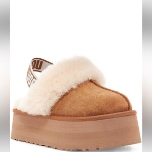 NIB Authentic UGG Funkette Platform Slipper